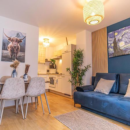Superb Fully Equipped Apartment, 9 Min To City Center Via Metro Viena Exterior foto